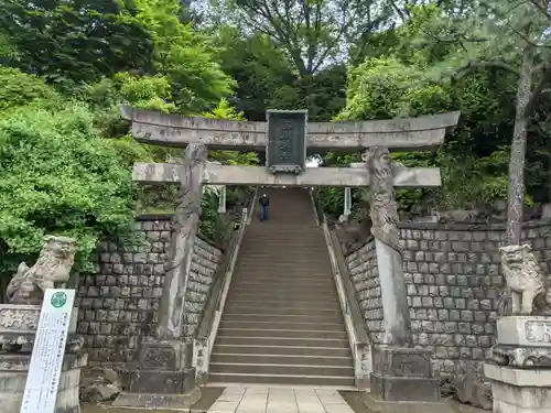 品川神社の鳥居