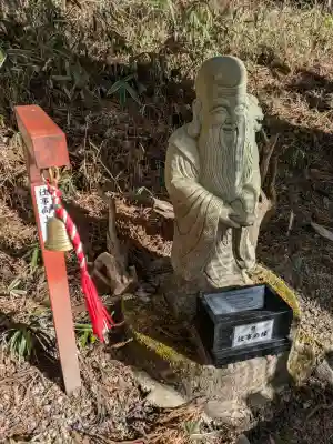 日光二荒山神社の{uncategorized: "未分類", other: "その他", undefined: "問題あり", building: "その他建物", grave: "お墓", sacred_gate: "鳥居", guardian: "狛犬", statue: "像", buddha: "仏像", history: "歴史", nature: "自然", garden: "庭園", animal: "動物", pagoda: "塔", temizu: "手水舎", mountain_gate: "山門・神門", sanctuary: "本殿・本堂", subordinate: "末社・摂社", art: "芸術", scenery: "景色", jizo: "地蔵", ema: "絵馬", goshuin: "御朱印", omikuji: "おみくじ", items: "授与品その他", amulet: "お守り", goshuincho: "御朱印帳", eats: "食事", festival: "お祭り", votive_dance: "神楽", shichigosan: "七五三参", wedding: "結婚式", experience: "体験その他", initially: "初詣", around: "周辺", anti_infection: "感染症対策"}
