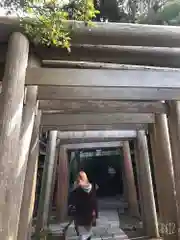 銭洗弁財天宇賀福神社の鳥居