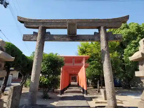 稲荷神社の鳥居