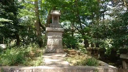 諏訪神社の末社