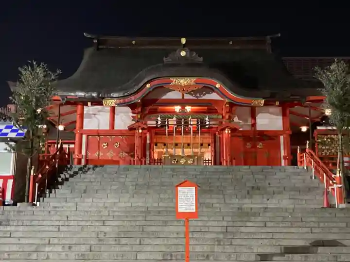 花園神社の本殿・本堂