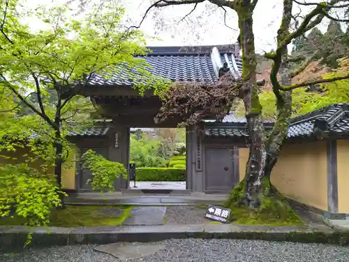 西明寺(滋賀県)