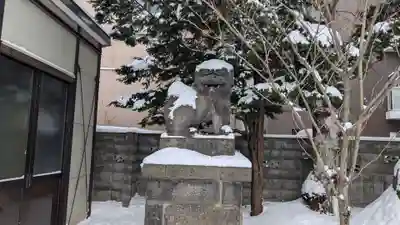豊平神社の狛犬