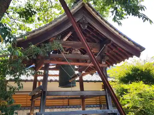 安養寺の建物その他