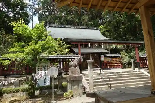 平岡八幡宮の本殿