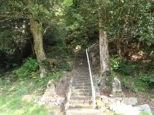 天日名鳥命神社の建物その他