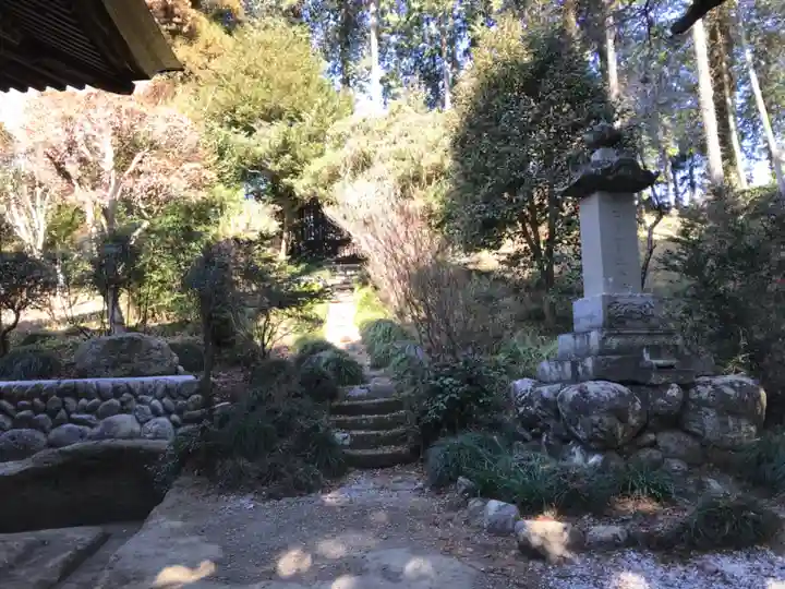 岩之上堂のその他建物