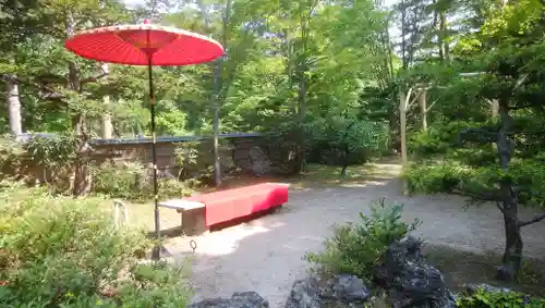 開拓神社（紅櫻公園）の庭園