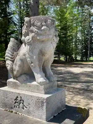 美深神社の狛犬