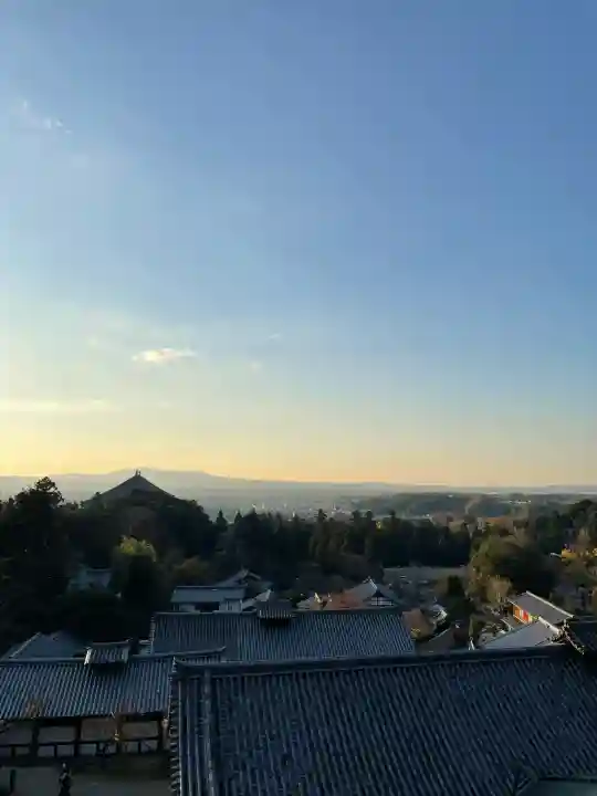 東大寺 二月堂の{uncategorized: "未分類", other: "その他", undefined: "問題あり", building: "その他建物", grave: "お墓", sacred_gate: "鳥居", guardian: "狛犬", statue: "像", buddha: "仏像", history: "歴史", nature: "自然", garden: "庭園", animal: "動物", pagoda: "塔", temizu: "手水舎", mountain_gate: "山門・神門", sanctuary: "本殿・本堂", subordinate: "末社・摂社", art: "芸術", scenery: "景色", jizo: "地蔵", ema: "絵馬", goshuin: "御朱印", omikuji: "おみくじ", items: "授与品その他", amulet: "お守り", goshuincho: "御朱印帳", eats: "食事", festival: "お祭り", votive_dance: "神楽", shichigosan: "七五三参", wedding: "結婚式", experience: "体験その他", initially: "初詣", around: "周辺", anti_infection: "感染症対策"}