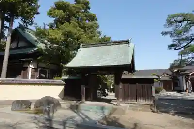 勝福寺の山門・神門