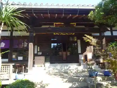 常楽寺の本殿・本堂