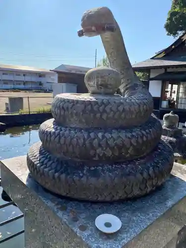 白蛇辨財天(栃木県)