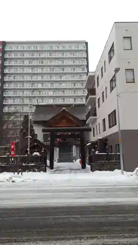 札幌祖霊神社の鳥居