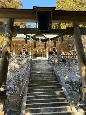 玉置神社の{uncategorized: "未分類", other: "その他", undefined: "問題あり", building: "その他建物", grave: "お墓", sacred_gate: "鳥居", guardian: "狛犬", statue: "像", buddha: "仏像", history: "歴史", nature: "自然", garden: "庭園", animal: "動物", pagoda: "塔", temizu: "手水舎", mountain_gate: "山門・神門", sanctuary: "本殿・本堂", subordinate: "末社・摂社", art: "芸術", scenery: "景色", jizo: "地蔵", ema: "絵馬", goshuin: "御朱印", omikuji: "おみくじ", items: "授与品その他", amulet: "お守り", goshuincho: "御朱印帳", eats: "食事", festival: "お祭り", votive_dance: "神楽", shichigosan: "七五三参", wedding: "結婚式", experience: "体験その他", initially: "初詣", around: "周辺", anti_infection: "感染症対策"}