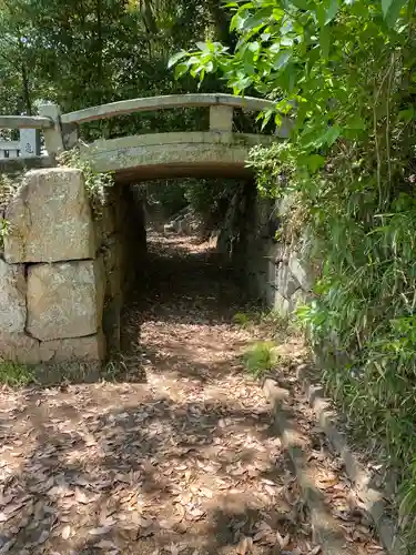 鴨神社の建物その他