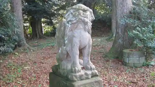 諏訪神社の狛犬