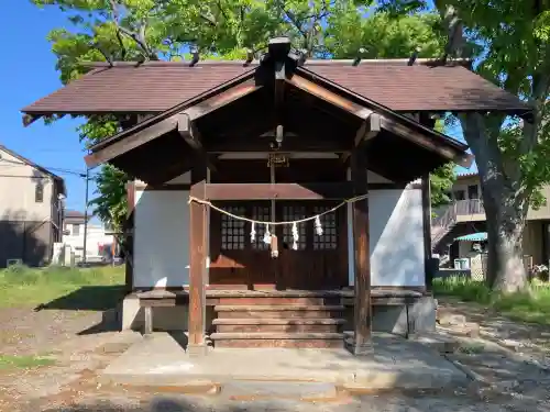 綱島神社の{uncategorized: "未分類", other: "その他", undefined: "問題あり", building: "その他建物", grave: "お墓", sacred_gate: "鳥居", guardian: "狛犬", statue: "像", buddha: "仏像", history: "歴史", nature: "自然", garden: "庭園", animal: "動物", pagoda: "塔", temizu: "手水舎", mountain_gate: "山門・神門", sanctuary: "本殿・本堂", subordinate: "末社・摂社", art: "芸術", scenery: "景色", jizo: "地蔵", ema: "絵馬", goshuin: "御朱印", omikuji: "おみくじ", items: "授与品その他", amulet: "お守り", goshuincho: "御朱印帳", eats: "食事", festival: "お祭り", votive_dance: "神楽", shichigosan: "七五三参", wedding: "結婚式", experience: "体験その他", initially: "初詣", around: "周辺", anti_infection: "感染症対策"}
