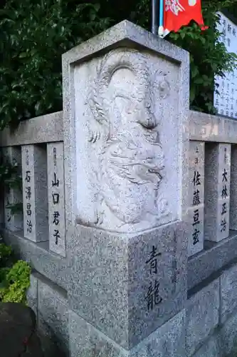 亀ケ池八幡宮の建物その他