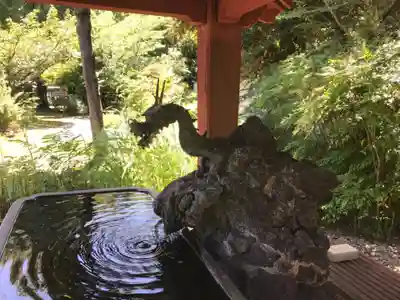寛永寺開山堂の手水舎