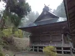 丹内山神社の本殿