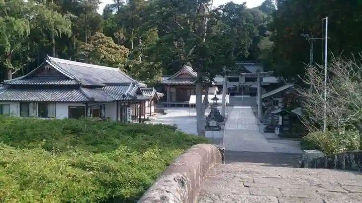 西寒多神社のその他建物