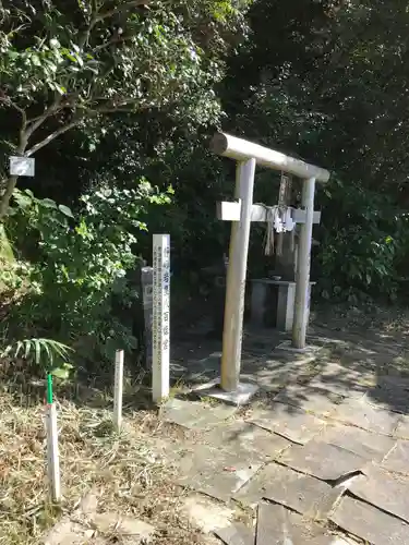 粟嶋神社の末社