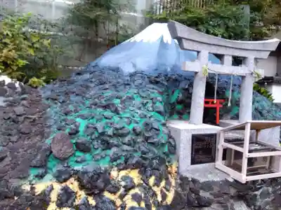 京濱伏見稲荷神社の末社・摂社