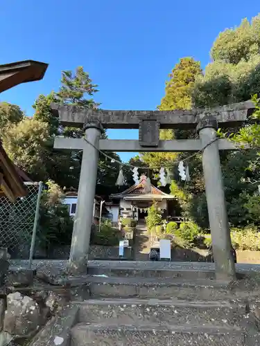 三峯神社の鳥居