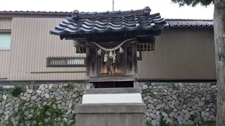 神明宮の末社・摂社