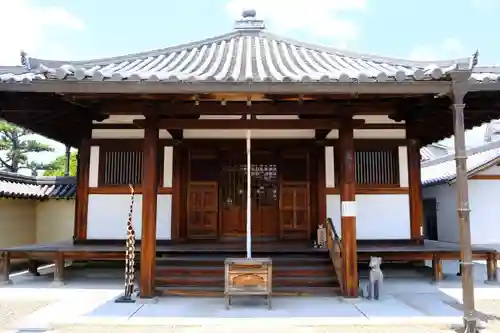 道明寺の本殿