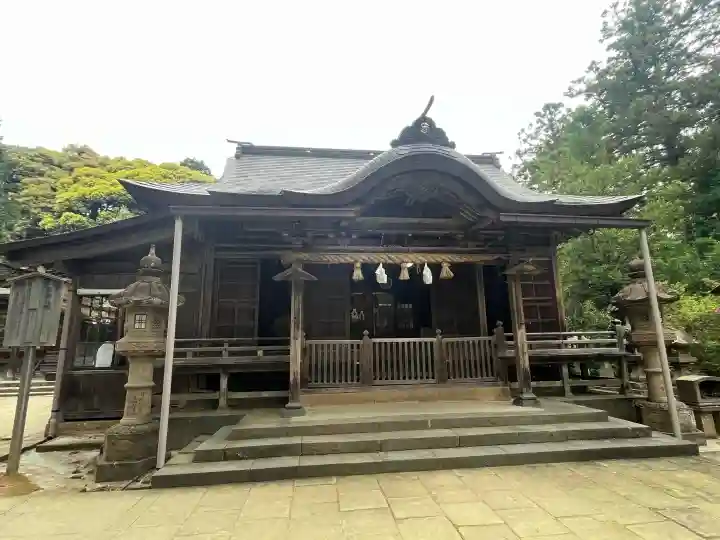 平濱八幡宮の{uncategorized: "未分類", other: "その他", undefined: "問題あり", building: "その他建物", grave: "お墓", sacred_gate: "鳥居", guardian: "狛犬", statue: "像", buddha: "仏像", history: "歴史", nature: "自然", garden: "庭園", animal: "動物", pagoda: "塔", temizu: "手水舎", mountain_gate: "山門・神門", sanctuary: "本殿・本堂", subordinate: "末社・摂社", art: "芸術", scenery: "景色", jizo: "地蔵", ema: "絵馬", goshuin: "御朱印", omikuji: "おみくじ", items: "授与品その他", amulet: "お守り", goshuincho: "御朱印帳", eats: "食事", festival: "お祭り", votive_dance: "神楽", shichigosan: "七五三参", wedding: "結婚式", experience: "体験その他", initially: "初詣", around: "周辺", anti_infection: "感染症対策"}