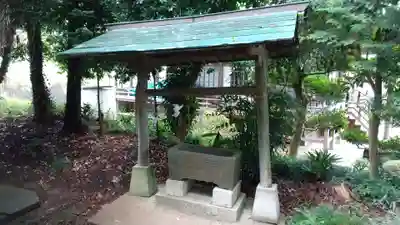 稲荷神社の手水舎