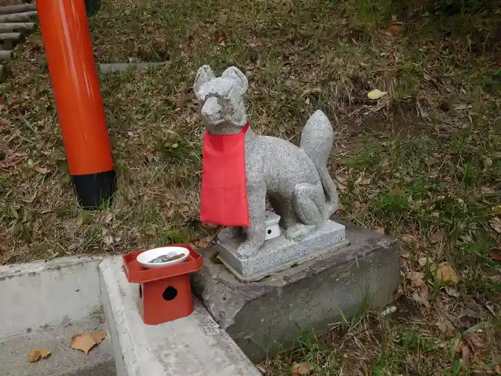 清田稲荷神社の狛犬