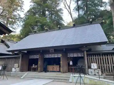 天岩戸神社の{uncategorized: "未分類", other: "その他", undefined: "問題あり", building: "その他建物", grave: "お墓", sacred_gate: "鳥居", guardian: "狛犬", statue: "像", buddha: "仏像", history: "歴史", nature: "自然", garden: "庭園", animal: "動物", pagoda: "塔", temizu: "手水舎", mountain_gate: "山門・神門", sanctuary: "本殿・本堂", subordinate: "末社・摂社", art: "芸術", scenery: "景色", jizo: "地蔵", ema: "絵馬", goshuin: "御朱印", omikuji: "おみくじ", items: "授与品その他", amulet: "お守り", goshuincho: "御朱印帳", eats: "食事", festival: "お祭り", votive_dance: "神楽", shichigosan: "七五三参", wedding: "結婚式", experience: "体験その他", initially: "初詣", around: "周辺", anti_infection: "感染症対策"}
