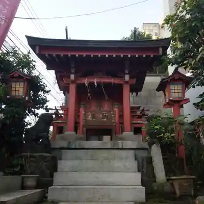 亀塚稲荷神社の末社・摂社