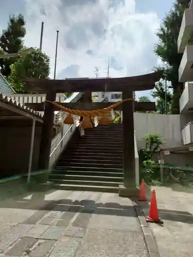 高輪神社の鳥居