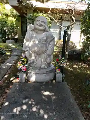 安養寺の{uncategorized: "未分類", other: "その他", undefined: "問題あり", building: "その他建物", grave: "お墓", sacred_gate: "鳥居", guardian: "狛犬", statue: "像", buddha: "仏像", history: "歴史", nature: "自然", garden: "庭園", animal: "動物", pagoda: "塔", temizu: "手水舎", mountain_gate: "山門・神門", sanctuary: "本殿・本堂", subordinate: "末社・摂社", art: "芸術", scenery: "景色", jizo: "地蔵", ema: "絵馬", goshuin: "御朱印", omikuji: "おみくじ", items: "授与品その他", amulet: "お守り", goshuincho: "御朱印帳", eats: "食事", festival: "お祭り", votive_dance: "神楽", shichigosan: "七五三参", wedding: "結婚式", experience: "体験その他", initially: "初詣", around: "周辺", anti_infection: "感染症対策"}