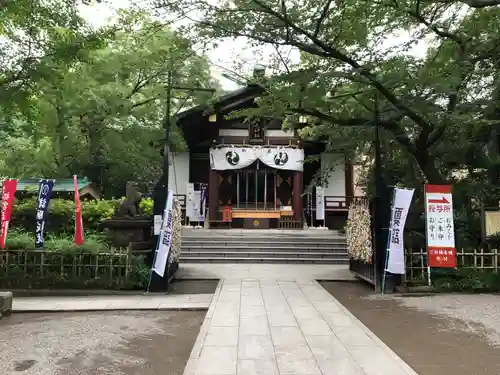 稲毛神社の本殿・本堂