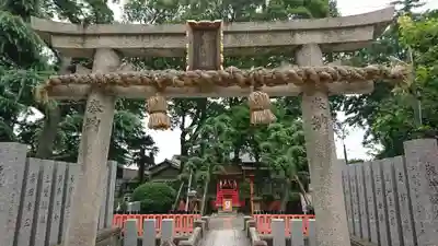 許麻神社の末社・摂社