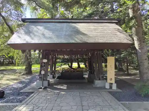 帯廣神社の手水舎
