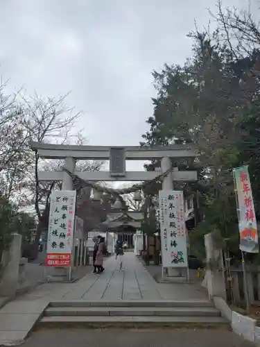 鎮守氷川神社の鳥居