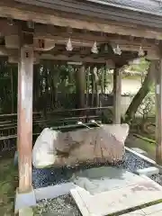 松江城山稲荷神社の手水