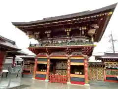 大杉神社の山門