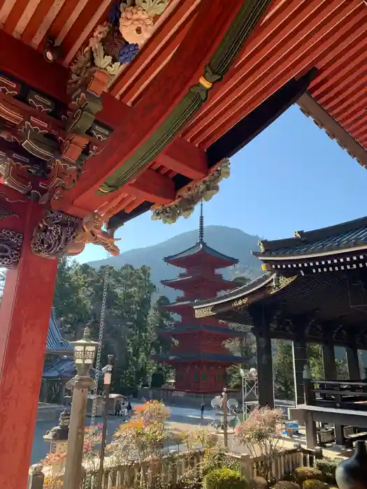 久遠寺の建物その他