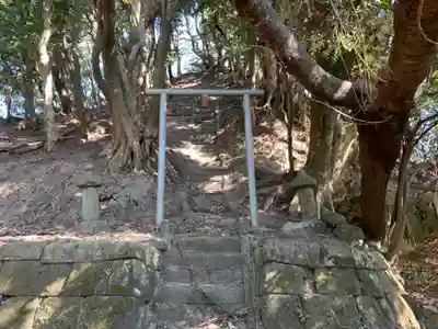 神社(名称不明)の鳥居
