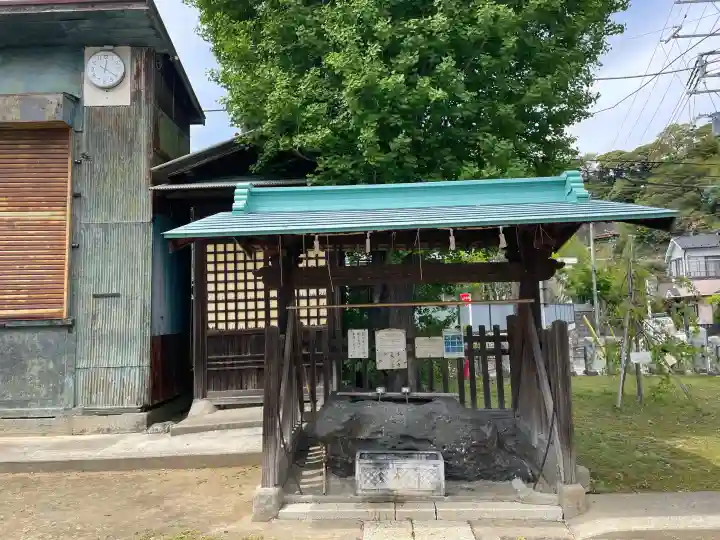 鹿島神社の{uncategorized: "未分類", other: "その他", undefined: "問題あり", building: "その他建物", grave: "お墓", sacred_gate: "鳥居", guardian: "狛犬", statue: "像", buddha: "仏像", history: "歴史", nature: "自然", garden: "庭園", animal: "動物", pagoda: "塔", temizu: "手水舎", mountain_gate: "山門・神門", sanctuary: "本殿・本堂", subordinate: "末社・摂社", art: "芸術", scenery: "景色", jizo: "地蔵", ema: "絵馬", goshuin: "御朱印", omikuji: "おみくじ", items: "授与品その他", amulet: "お守り", goshuincho: "御朱印帳", eats: "食事", festival: "お祭り", votive_dance: "神楽", shichigosan: "七五三参", wedding: "結婚式", experience: "体験その他", initially: "初詣", around: "周辺", anti_infection: "感染症対策"}
