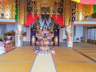 法泉寺の本殿・本堂