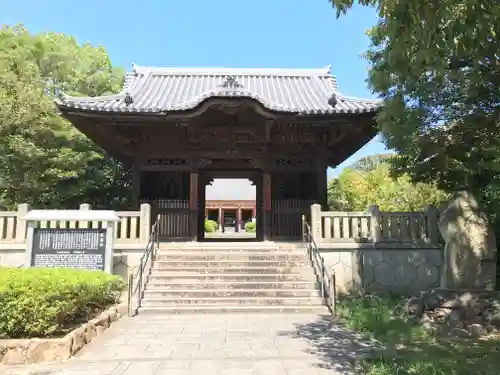 屋島寺の山門